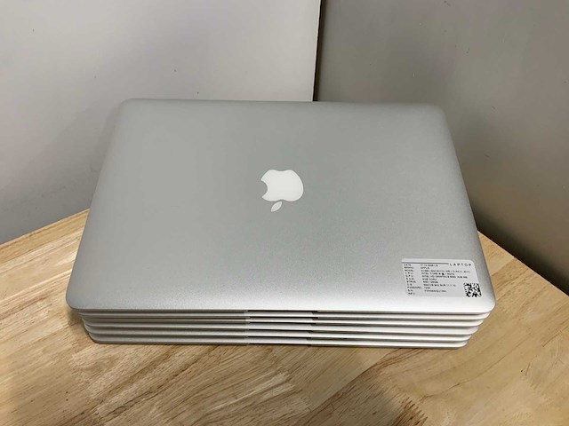 Apple macbook air a1466 laptop (6x) - afbeelding 12 van  15
