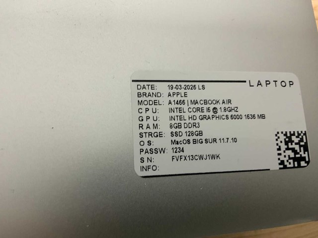Apple macbook air a1466 laptop (6x) - afbeelding 3 van  12