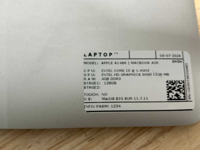 Apple macbook air a1466 laptop (6x) - afbeelding 4 van  12