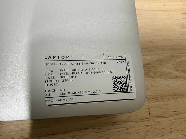 Apple macbook air a1466 laptop (6x) - afbeelding 6 van  7