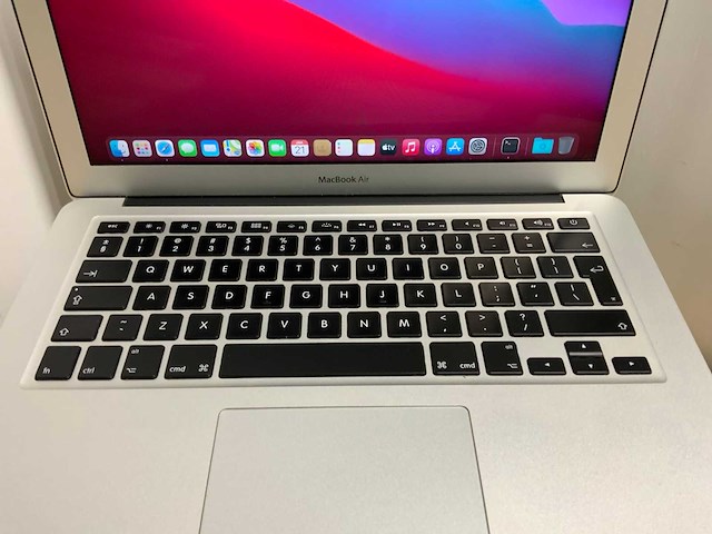 Apple macbook air a1466 laptop (6x) - afbeelding 6 van  13
