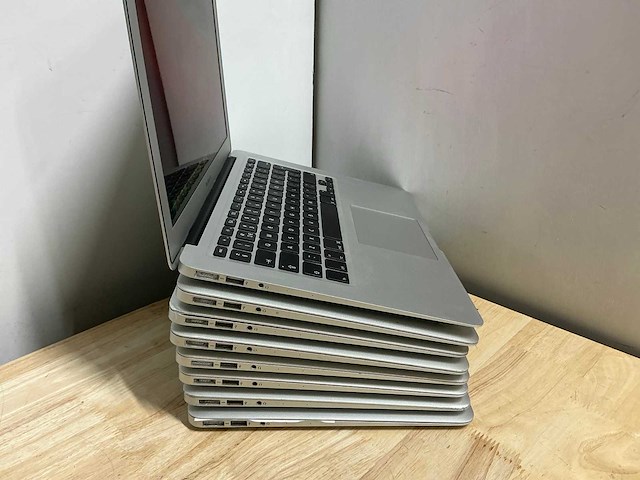 Apple macbook air a1466 laptop (8x) - afbeelding 5 van  12