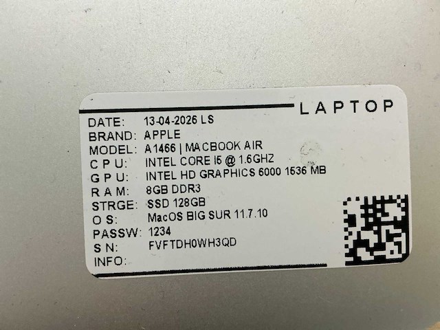 Apple macbook air a1466 laptop (8x) - afbeelding 12 van  12
