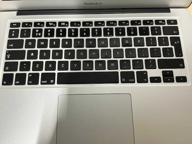 Apple macbook air a1466 laptop (8x) - afbeelding 4 van  4