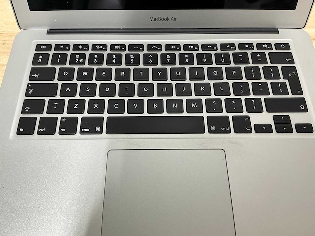 Apple macbook air a1466 laptop (8x) - afbeelding 7 van  12