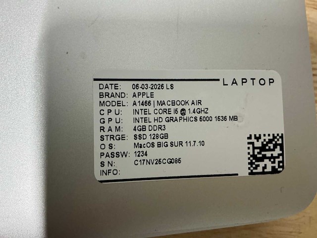Apple macbook air a1466 laptop (8x) - afbeelding 10 van  12
