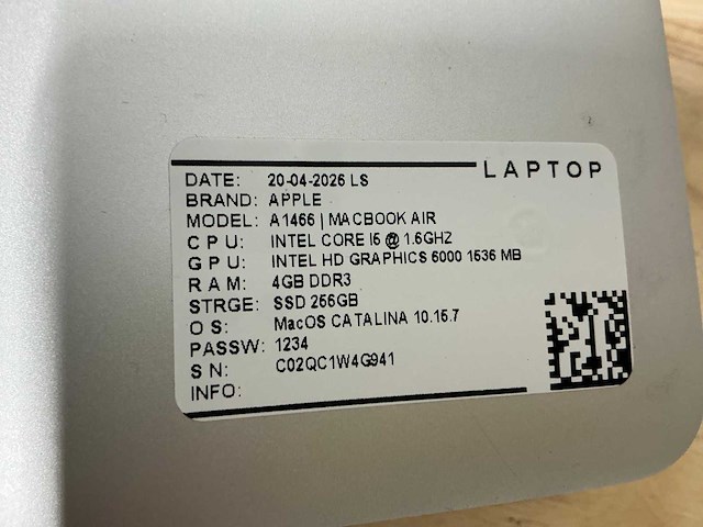 Apple macbook air a1466 laptop (8x) - afbeelding 11 van  12