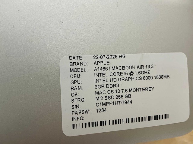 Apple macbook air a1466 laptop (8x) - afbeelding 2 van  13