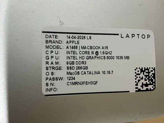 Apple macbook air a1466 laptop (8x) - afbeelding 10 van  13