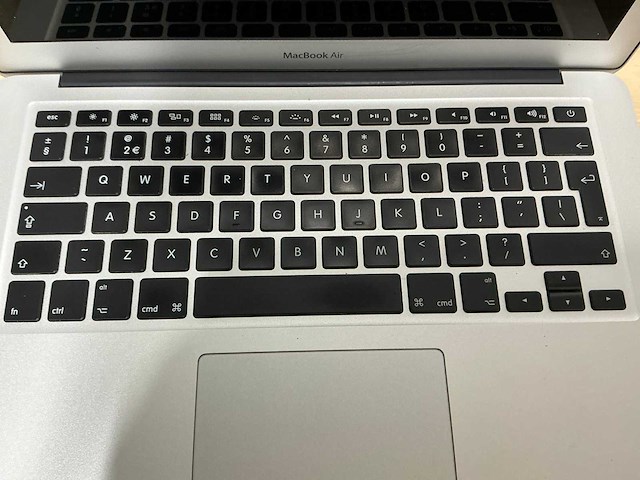 Apple macbook air a1466 laptop (8x) - afbeelding 13 van  13