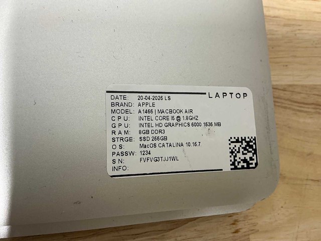 Apple macbook air a1466 laptop (8x) - afbeelding 11 van  13
