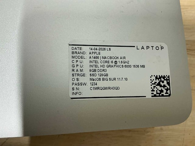 Apple macbook air a1466 laptop (8x) - afbeelding 13 van  13