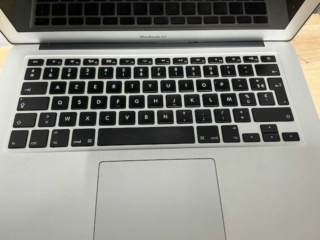 Apple macbook air a1466 laptop (8x) - afbeelding 2 van  6