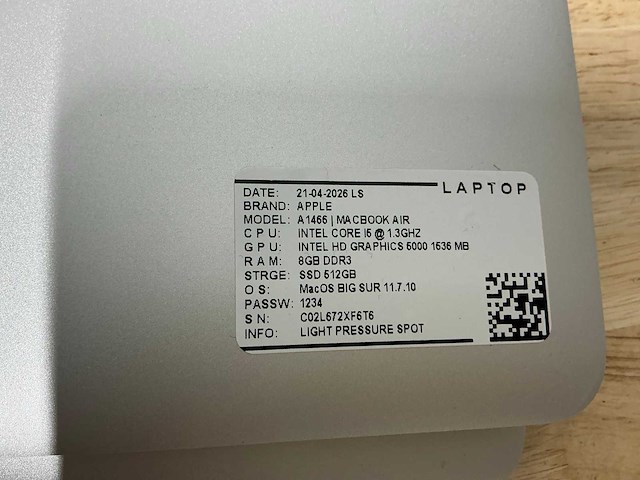 Apple macbook air a1466 laptop (8x) - afbeelding 6 van  6