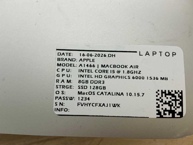 Apple macbook air a1466 laptop (8x) - afbeelding 1 van  7