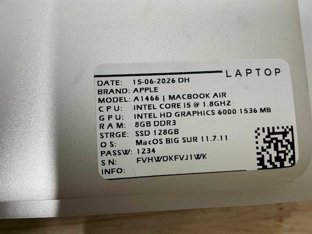 Apple macbook air a1466 laptop (8x) - afbeelding 3 van  7