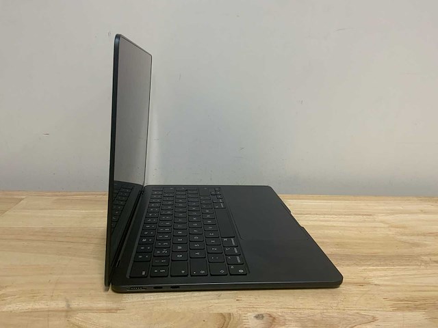 Apple macbook air a2618(apple m2) laptop - afbeelding 4 van  8