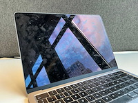 Apple macbook air (m2) laptop - afbeelding 3 van  6