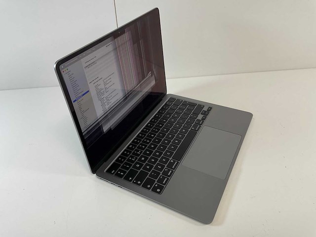 Apple macbook air m3 13”, m3, 16 gb ram, 256 gb nvme laptop - afbeelding 2 van  7