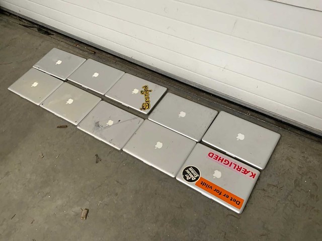 Apple macbook pro (10x) - afbeelding 4 van  4