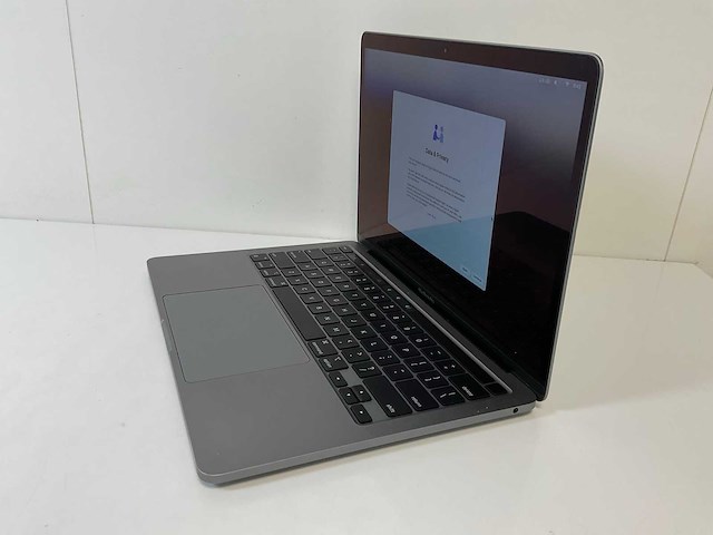 Apple macbook pro 13”, apple m1, 16 gb ram, 256 gb nvme laptop - afbeelding 3 van  7