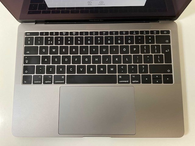 Apple macbook pro 13”, core i5, 8 gb ram, 251 gb nvme laptop - afbeelding 4 van  7