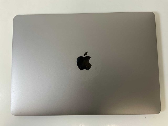 Apple macbook pro 13”, core i5, 8 gb ram, 251 gb nvme laptop - afbeelding 5 van  7