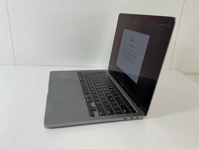 Apple macbook pro 13”, core(tm) i5 10th gen, 16 gb ram, 512 gb nvme laptop - afbeelding 3 van  7