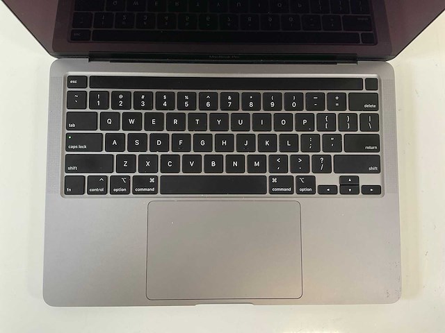 Apple macbook pro 13”, core(tm) i5 10th gen, 16 gb ram, 512 gb nvme laptop - afbeelding 4 van  7