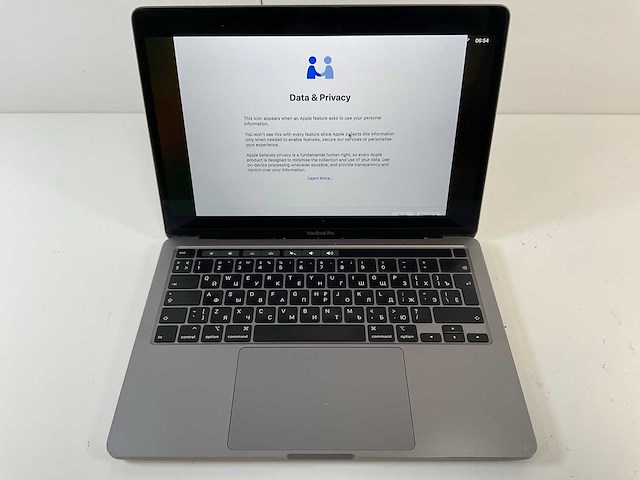 Apple macbook pro 13”, core(tm) i5 10th gen, 16 gb ram, 512 gb nvme laptop - afbeelding 1 van  7