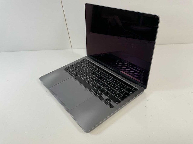 Apple macbook pro 13”, core(tm) i5 10th gen, 16 gb ram, 512 gb nvme laptop - afbeelding 3 van  7