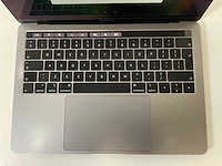 Apple macbook pro 13”, core(tm) i5 8th gen, 16 gb ram, 256 gb nvme laptop - afbeelding 4 van  7