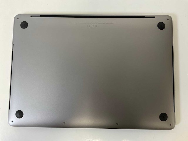 Apple macbook pro 13”, core(tm) i5 8th gen, 16 gb ram, 256 gb nvme laptop - afbeelding 6 van  7
