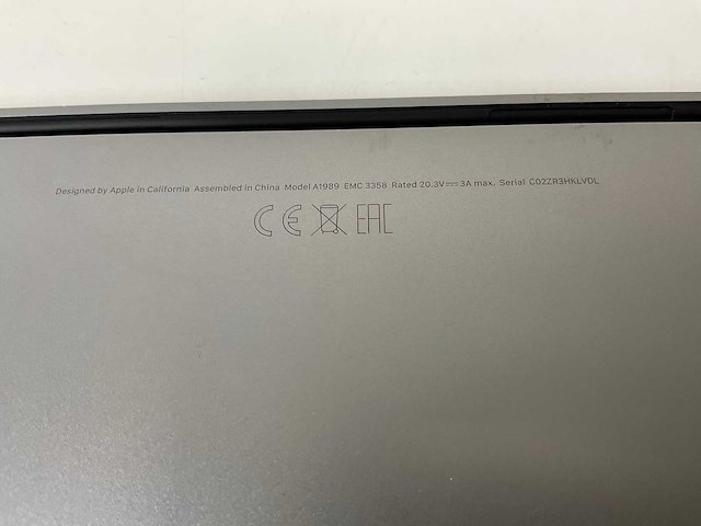 Apple macbook pro 13”, core(tm) i5 8th gen, 16 gb ram, 256 gb nvme laptop - afbeelding 7 van  7