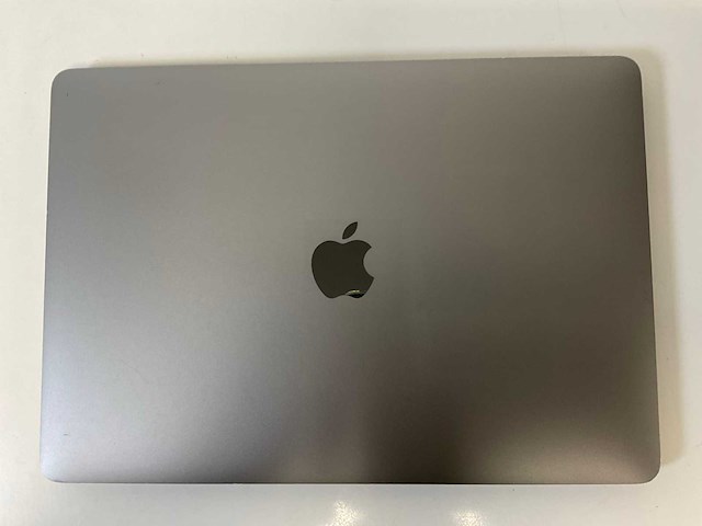 Apple macbook pro 13”, core(tm) i5 8th gen, 16 gb ram, 256 gb nvme laptop - afbeelding 4 van  4
