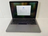 Apple macbook pro 13”, core(tm) i5 8th gen, 16 gb ram, 256 gb nvme laptop