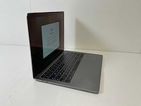 Apple macbook pro 13”, core(tm) i5 8th gen, 16 gb ram, 256 gb nvme laptop - afbeelding 2 van  4