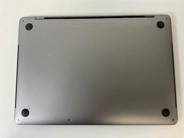 Apple macbook pro 13”, core(tm) i5 8th gen, 16 gb ram, 256 gb nvme laptop - afbeelding 6 van  7
