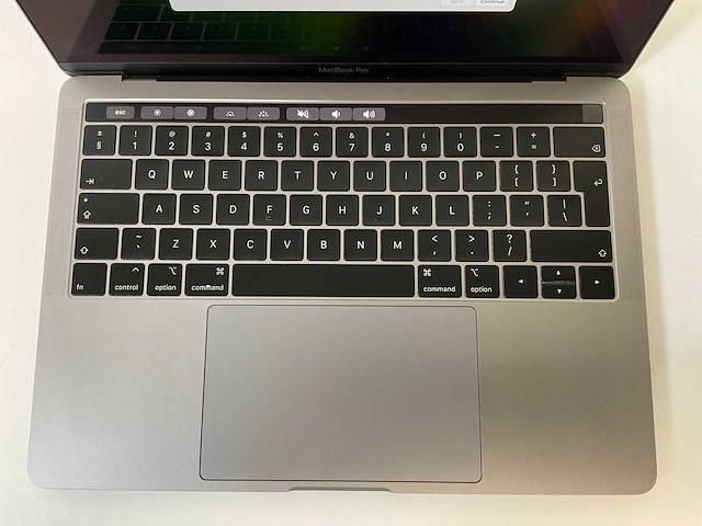 Apple macbook pro 13”, core(tm) i5 8th gen, 8 gb ram, 128 gb nvme laptop - afbeelding 3 van  3