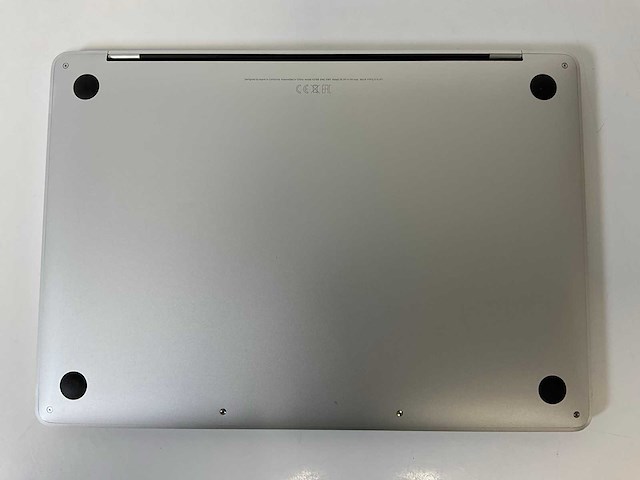 Apple macbook pro 13”, core(tm) i5 8th gen, 8 gb ram, 128 gb nvme laptop - afbeelding 6 van  7