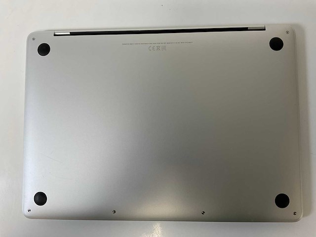 Apple macbook pro 13”, core(tm) i5 8th gen, 8 gb ram, 128 gb nvme laptop - afbeelding 4 van  4