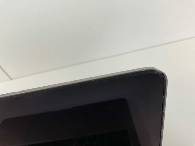 Apple macbook pro 13”, core(tm) i7 8th gen, 16 gb ram, 250 gb nvme laptop - afbeelding 8 van  8