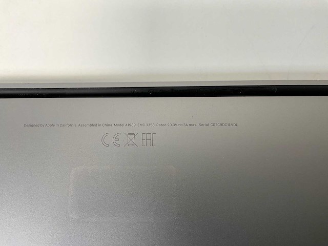 Apple macbook pro 13”, core(tm) i7 8th gen, 16 gb ram, 256 gb nvme laptop - afbeelding 7 van  7