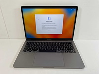 Apple macbook pro 13”, dualcore i5, 16 gb ram, 251 gb nvme laptop - afbeelding 1 van  7