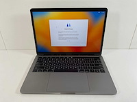 Apple macbook pro 13”, dualcore i5, 16 gb ram, 251 gb nvme laptop - afbeelding 1 van  4