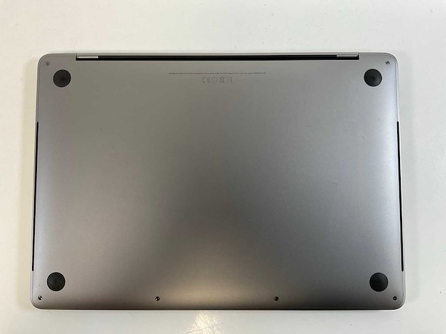 Apple macbook pro 13”, dualcore i5, 16 gb ram, 251 gb nvme laptop - afbeelding 4 van  4