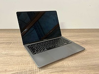 Apple macbook pro 13" (m1, 2020) - afbeelding 1 van  6