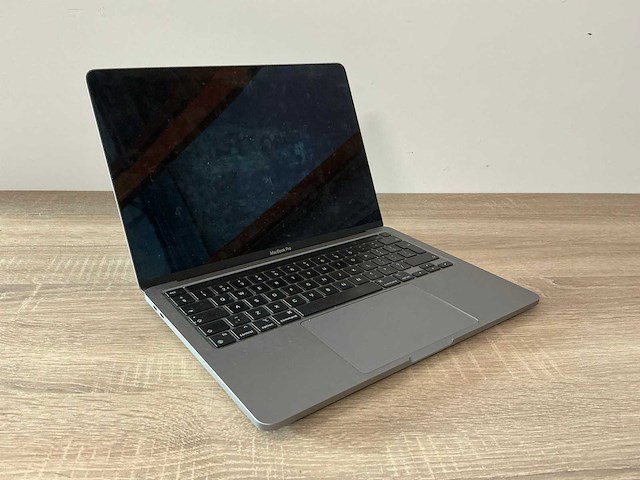 Apple macbook pro 13" (m1, 2020) - afbeelding 1 van  7