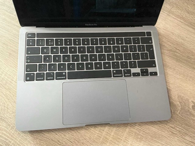 Apple macbook pro 13" (m1, 2020) - afbeelding 2 van  7