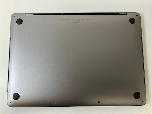 Apple macbook pro 13”, quad-core i5, 16 gb ram, 500 gb nvme laptop - afbeelding 6 van  8